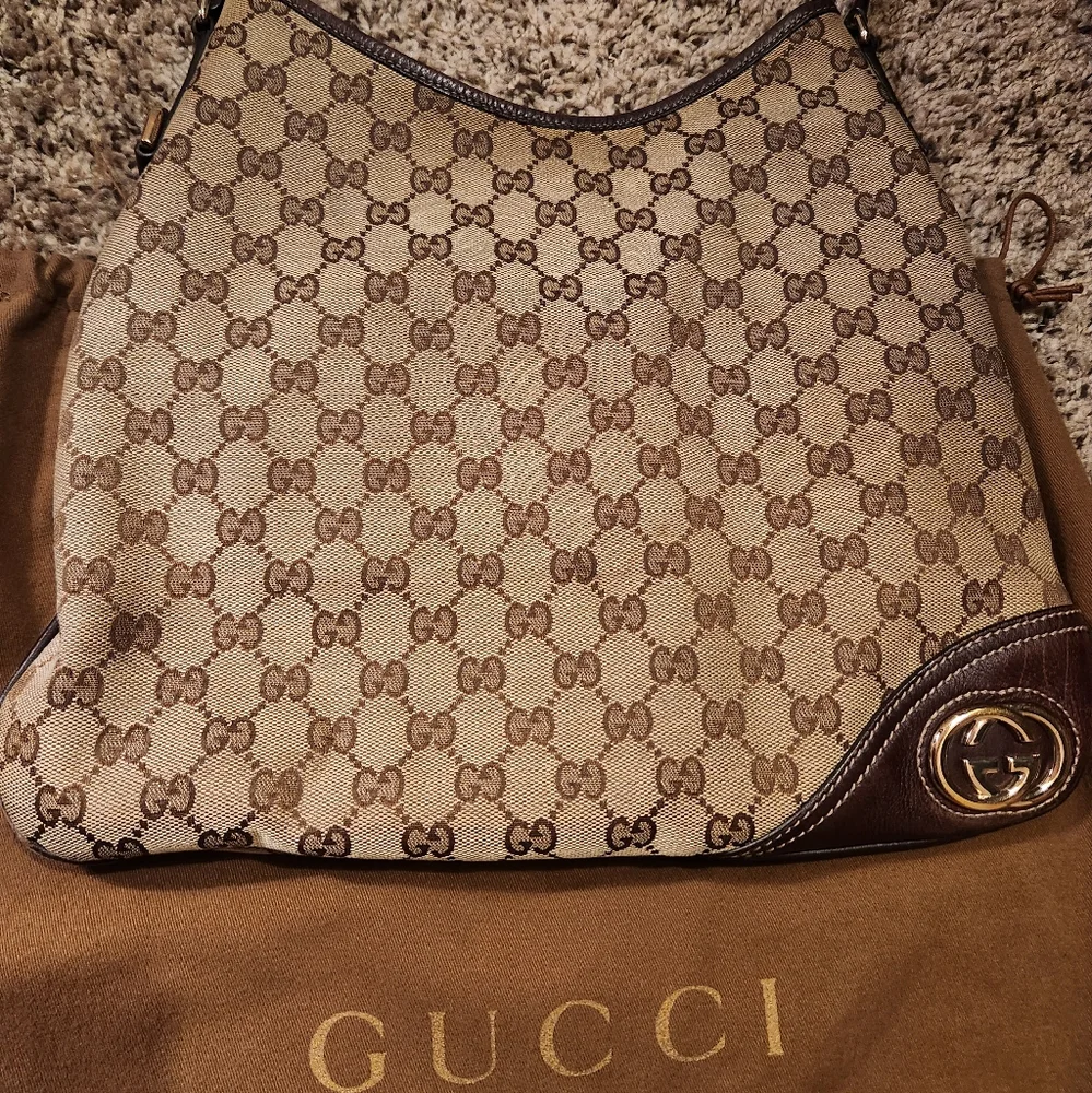 Gucci GG Canvas Med Britt Hobo & D Ring GG Canvas Compact Wallet - Picture 4 of 14